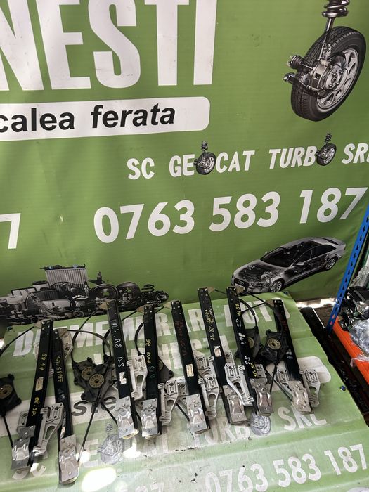 Macara  electrică geam dreapta spate Audi A4 B8