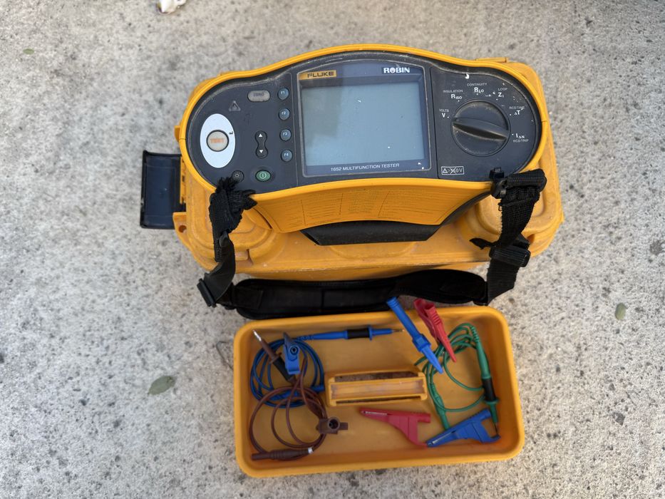 мултифункционален тестер Fluke 1652
