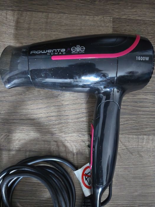 2 uscătoare par ALBIPRO 3500Ionic și Rowenta CV3312