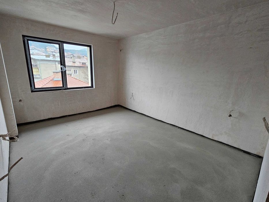 Продава се Двустаен апартамент в Велинград - 59 кв.м за 1000 €/кв.м - Снимка #3