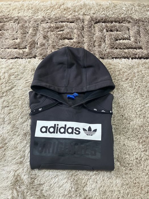 Оригинслен суичър Adidas