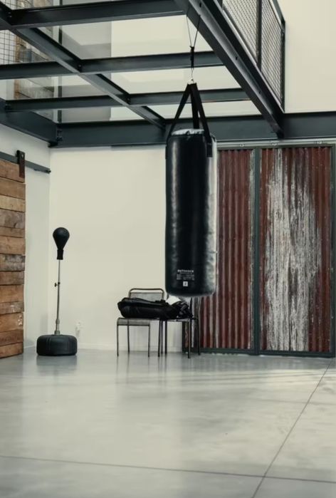 Sac de box pentru lovituri cu pumnii 20 kg Albastru închis profesional