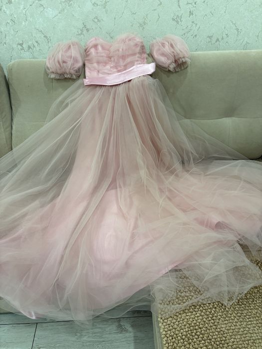 Платье праздничное длинное