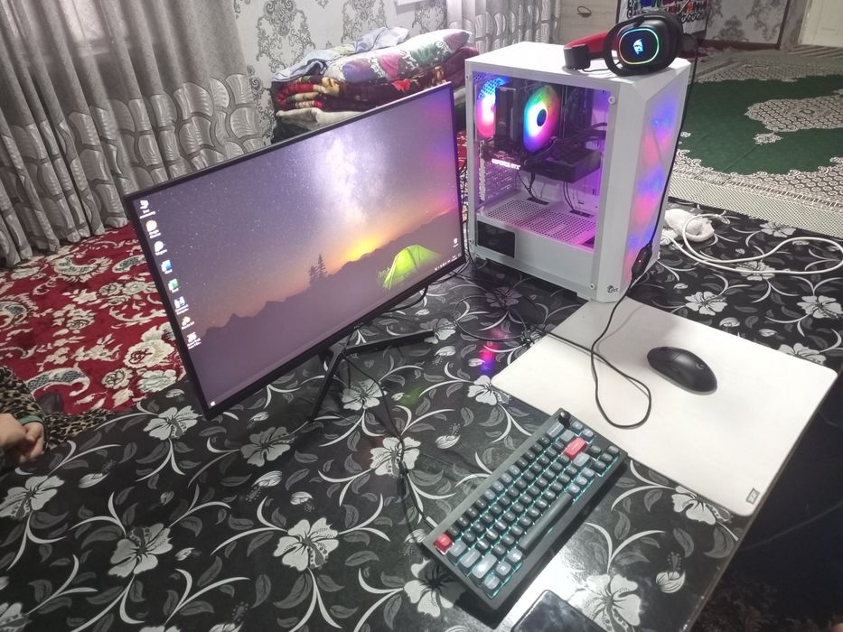 Yangi konpyuter sotiladi