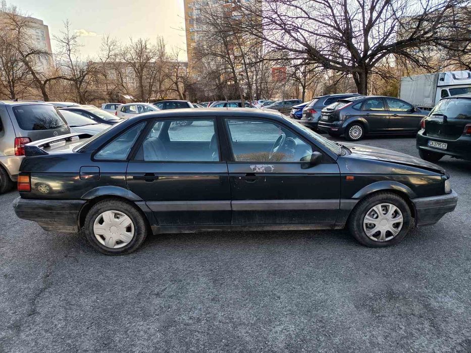 VW  Passat 1993г.