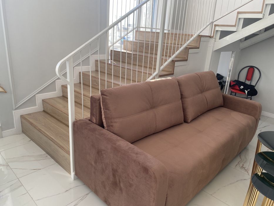 Продается диван 220х96