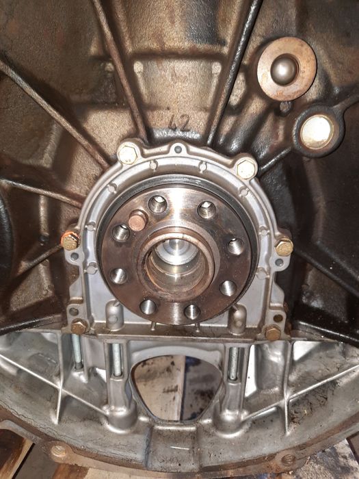 Двигатель мерседес 111, 2 литра