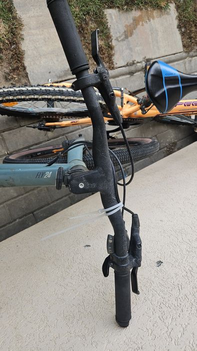 Se vinde bicicleta fly