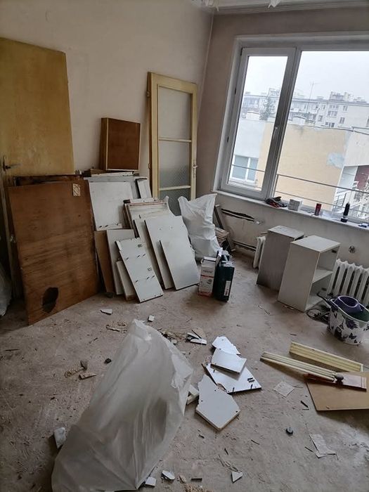 Кърти Чисти Извозва