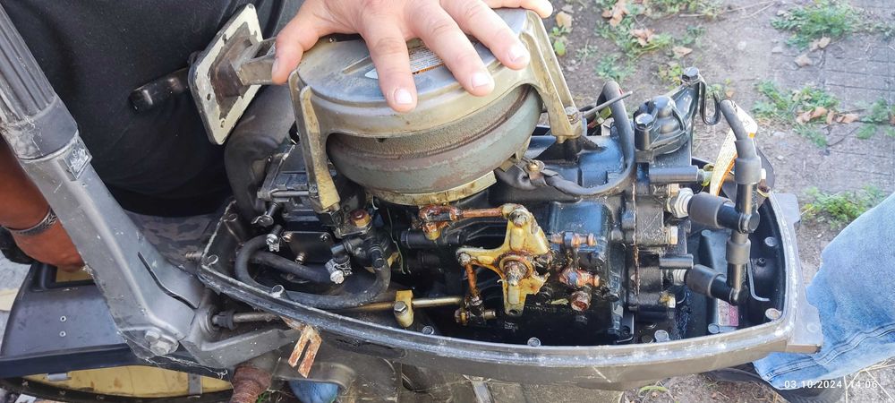 Извънбордов двигател Tohatsu 9.9 двутактов