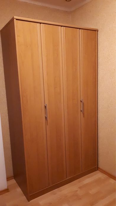 Продается Шкаф в прихожию