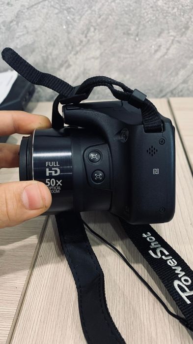 Продам фотоаппарат Canon