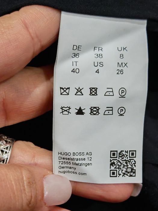 Costum Hugo boss dama