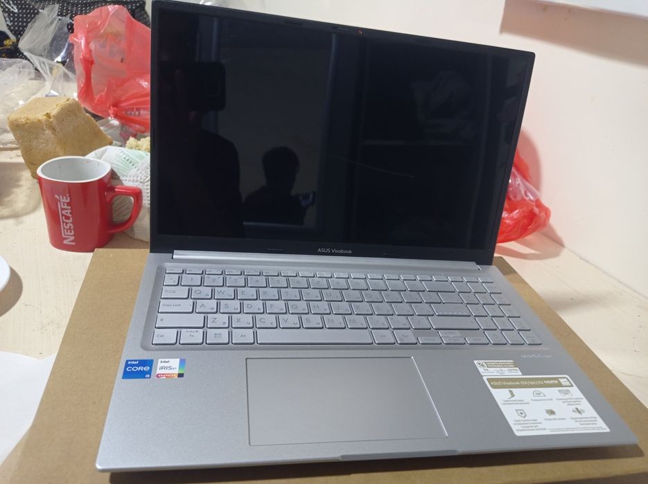 Asus VivoBook 3504V