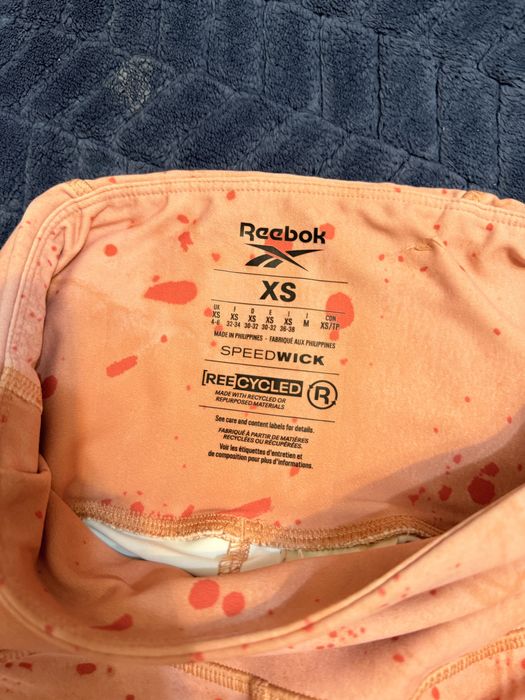 Леггинсы и топ Reebok