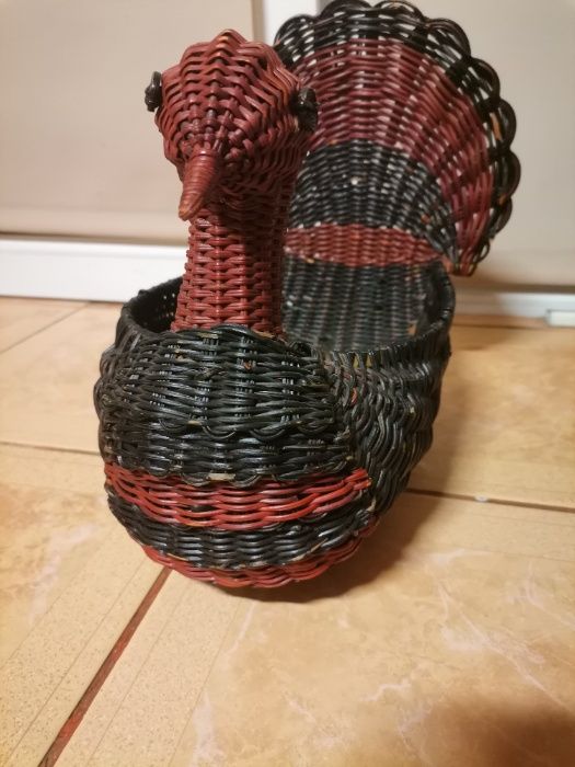 Cos Impletit in Forma de Paun