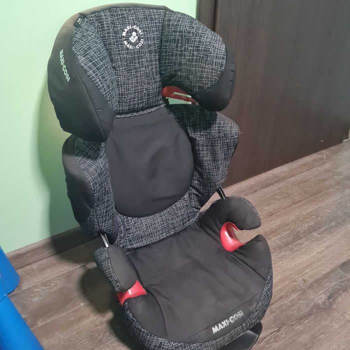 Детско столче за кола