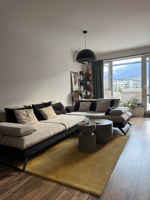 Тристаен апартамент в Манастирски ливади