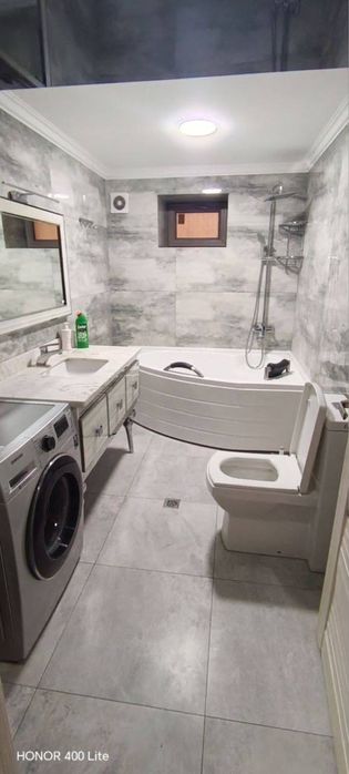 Чиланзар Торговый центр. 3комнатная Евро.