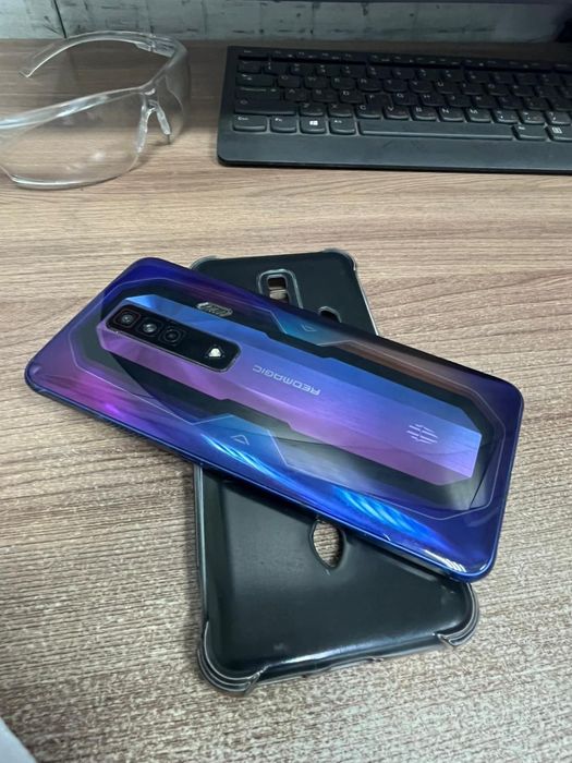 ZTE nubia RedMagic 7 16/256 г