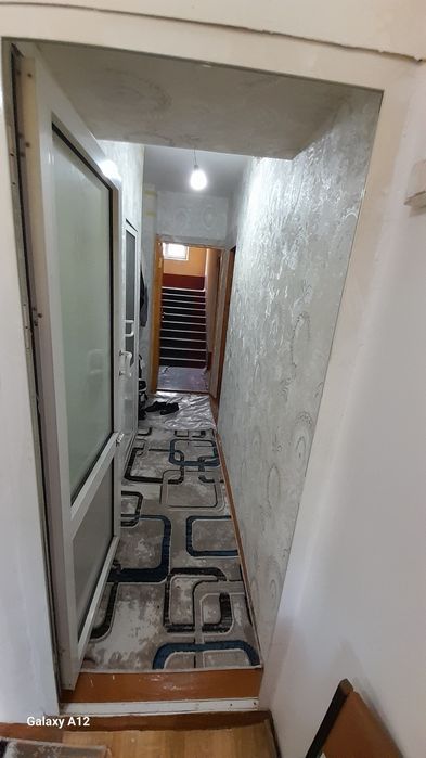 Qarshi shahridan 1 xonali kvartira sotiladi