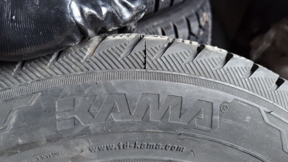 Продам зимние шины 185/70/14