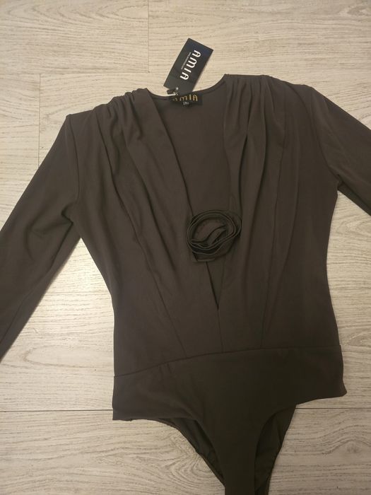 Кафяво боди Amia moda- ново