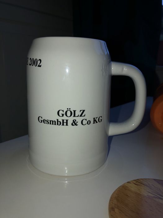 Декорации за дома- съдове,термоси, халби, каничка за мляко и други