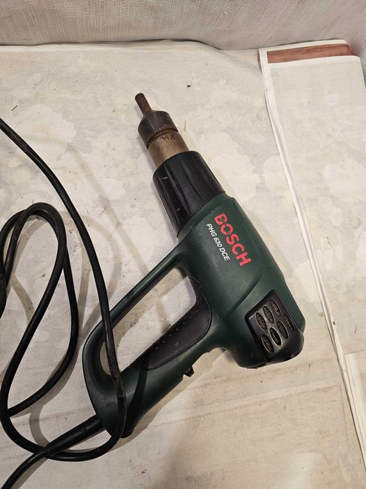 Suflanta aer cald Bosch PHC 630 DCE 2000W