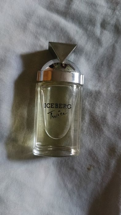Продам парфюм оригинал все