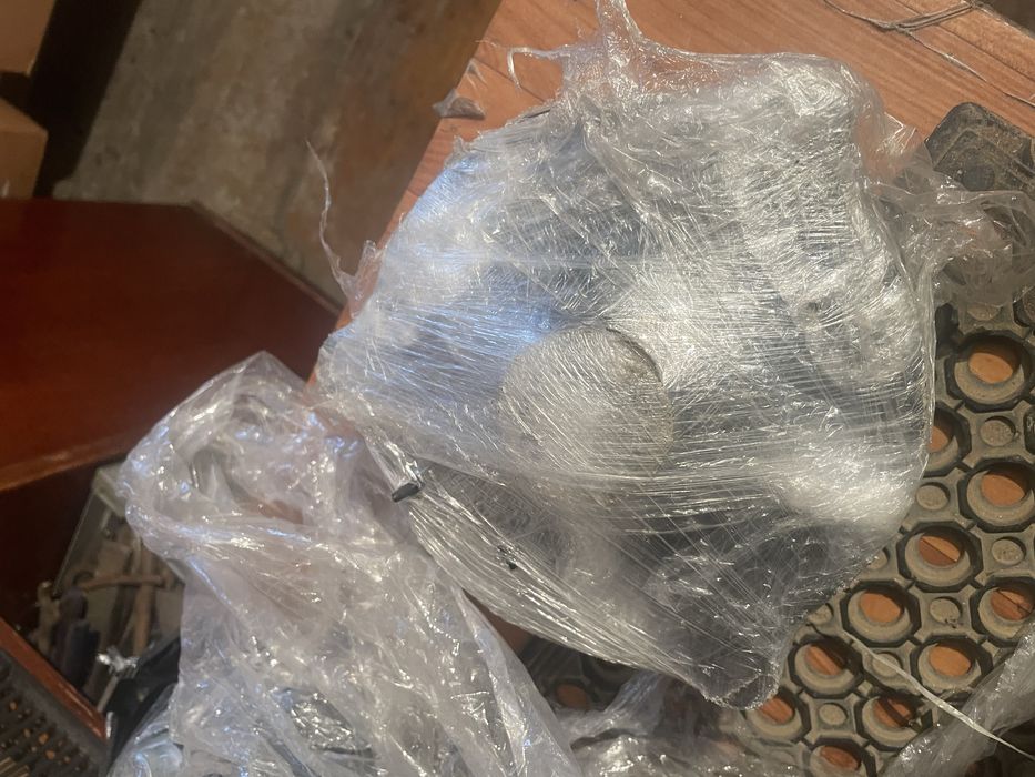 Продам колонки новые