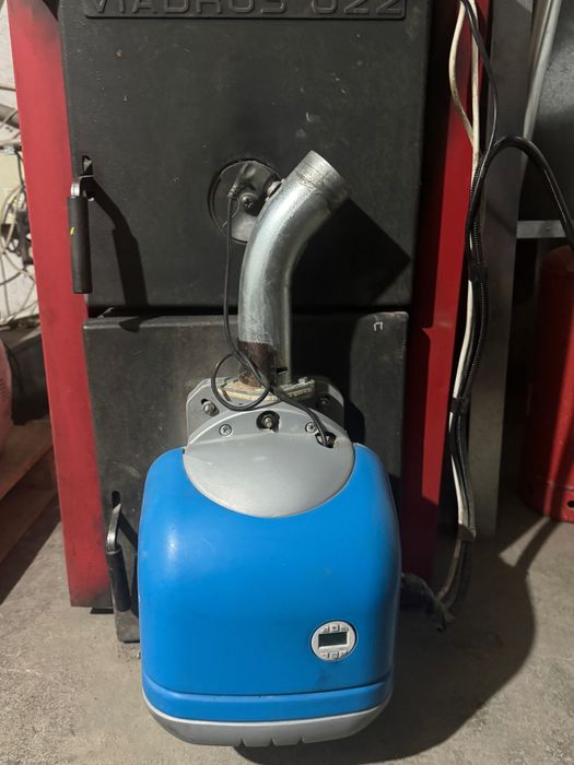 Котел  VIADRUS U22 + горелка !!! ТОП СЪСТОЯНИЕ !!