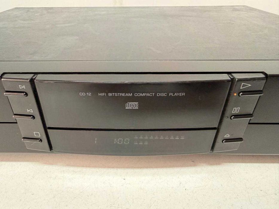 Grundig Fine Arts CD 12 am linie audio deck si Amplificator