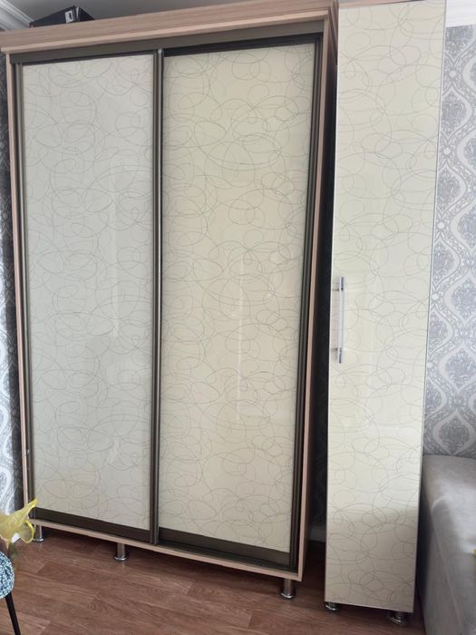 Продам шкаф в хорошем состоянии