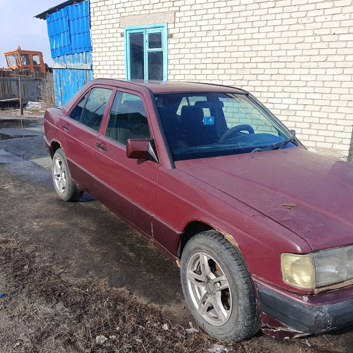 Продам два мерса