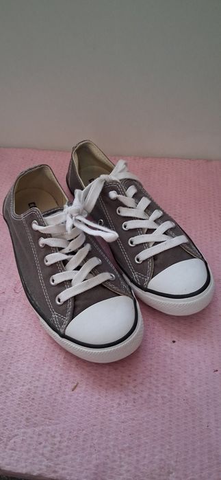 Tenișii Converse All Star mărimea 38
