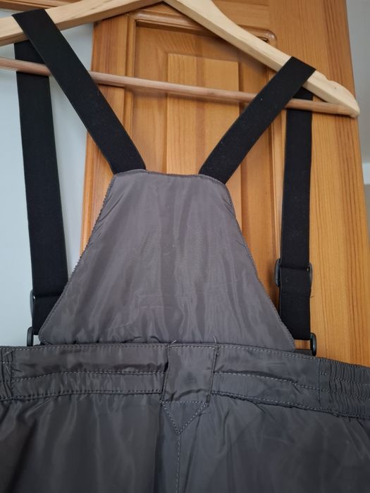 Продам полукомбинезон