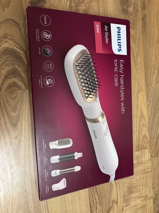 Philips 3000 Series Air Styler (модел BHA310/00 или сходен от същата серия).