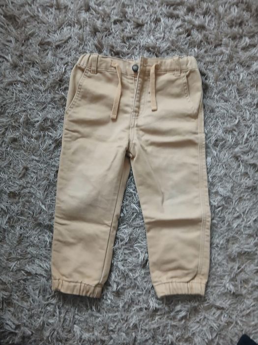 Lot hainute 92 în stare buna