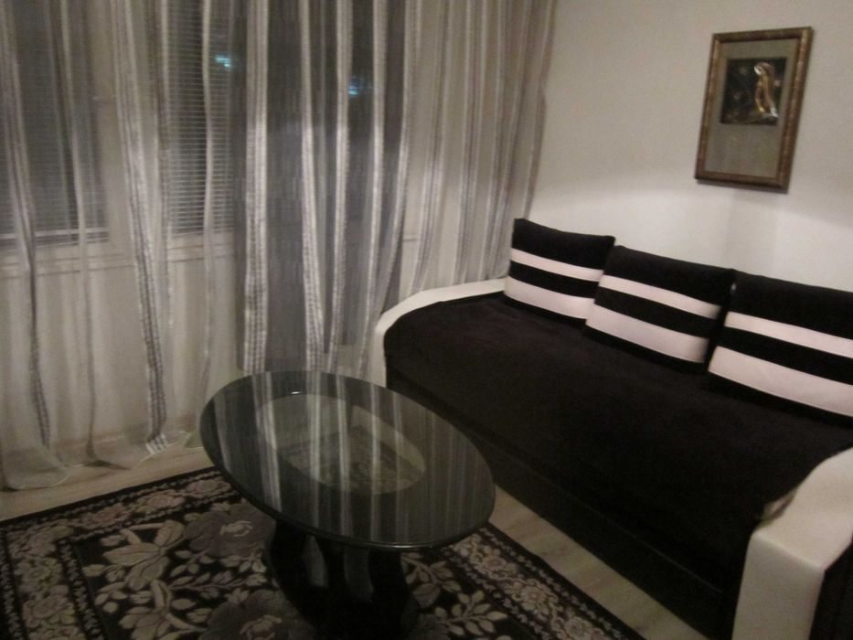 Дава се под наем Тристаен апартамент в Бургас, Братя Миладинови - 80 кв.м за 408 € - Снимка #4