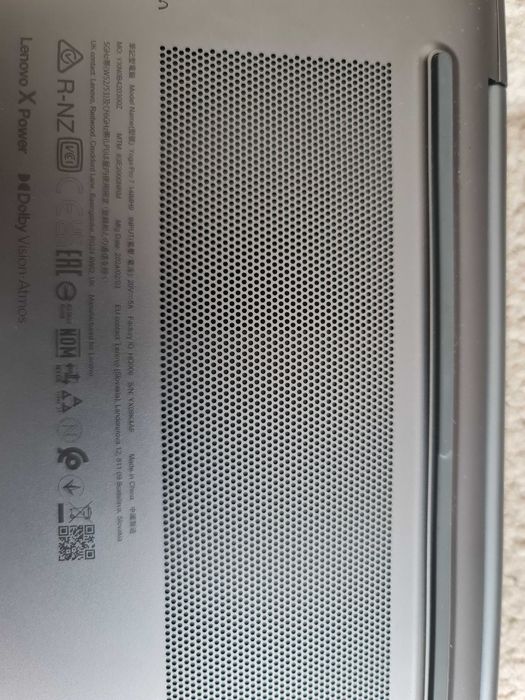 Laptop lenovo yoga 7 14imh9 155h 32g ssd 1T