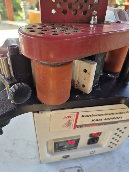 Mașină mobila pentru aplicat cant