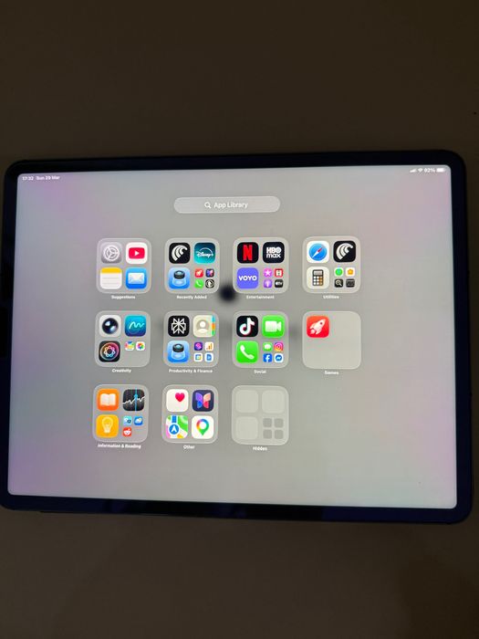 iPad Pro 12.9” – 5th Gen, Wi-Fi + SIM (Cellular) achiziționat din SUA