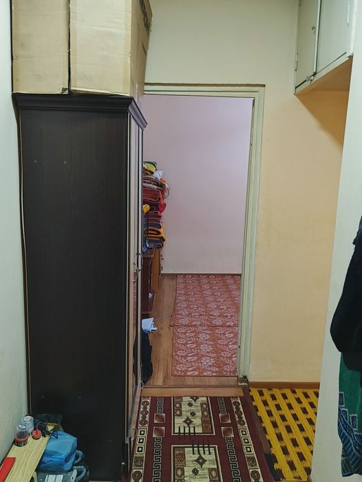 Юнусабад 10, 1(2)/5/5 УлУчШеНкА Неторец Балкон 6 на 2 Средний Ремонт