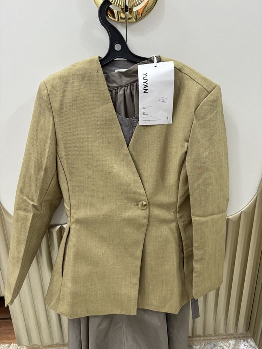 Пиджак за 9000 тг