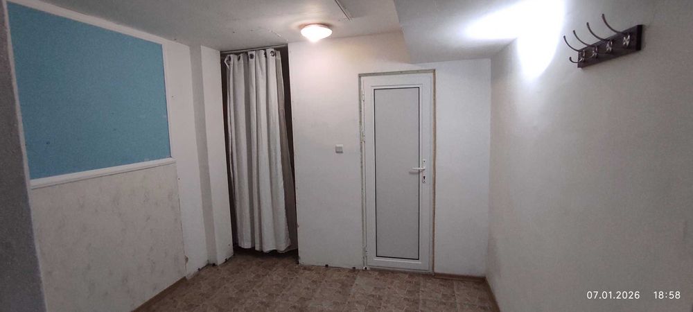 Дава се под наем Офис в Варна, Колхозен пазар - 43 кв.м за 259.08 € - Снимка #10