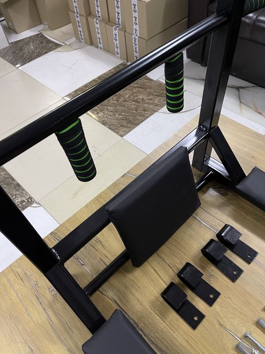 Турник 3в1. В подарок кручек для рук