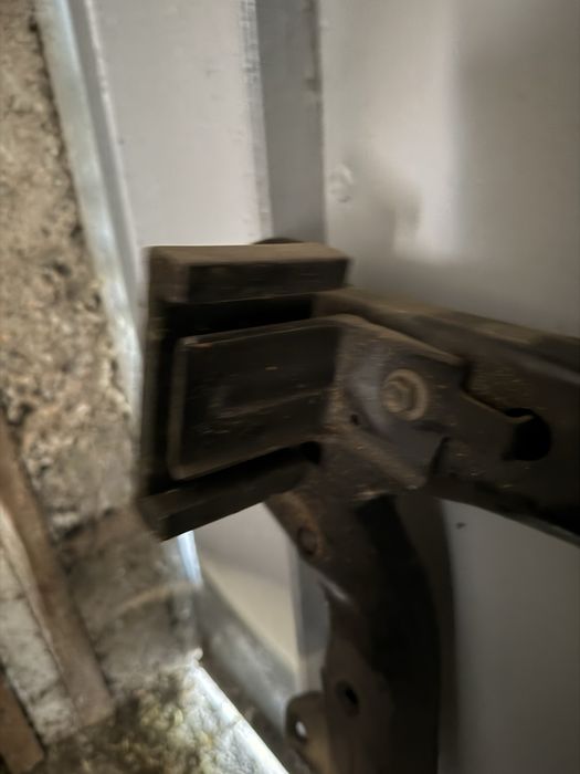 Передняя балка камри 40