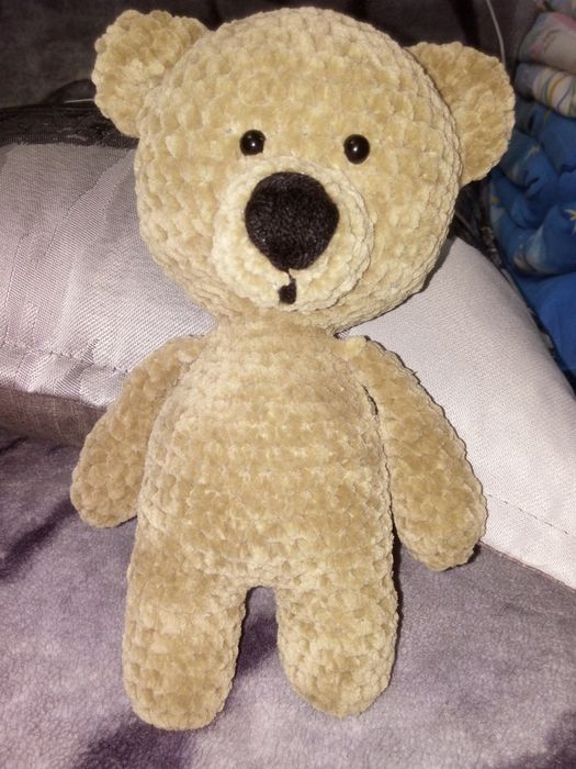 Вязаные крючком шляпы, игрушки