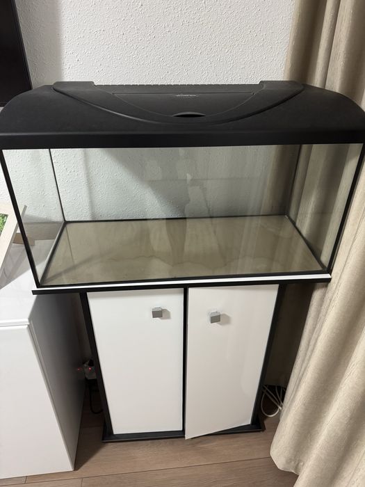 Acvariu 100 l cu stand